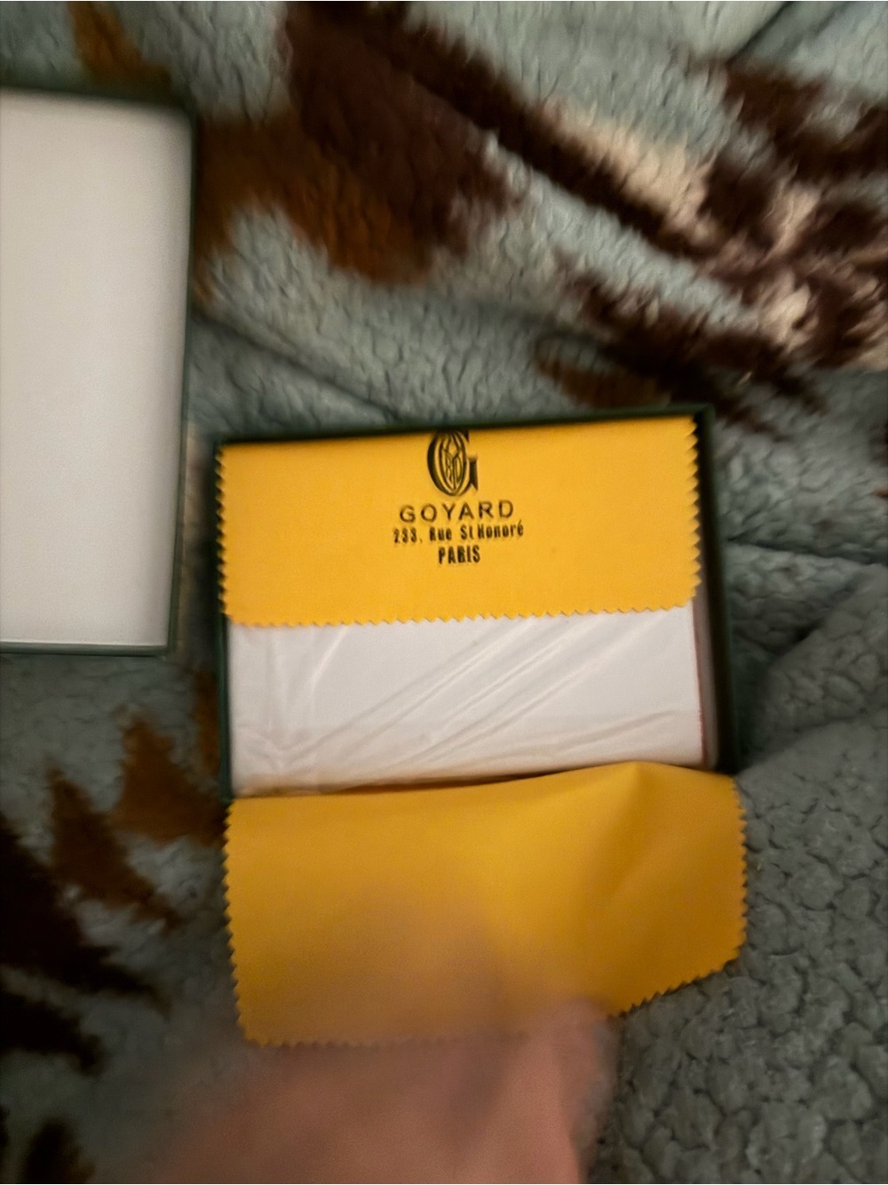 Goyard Red Passport Card Holder - Picture 4 of 5